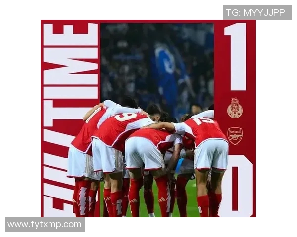 镜头捕捉：阿森纳赛场小动作引发热议