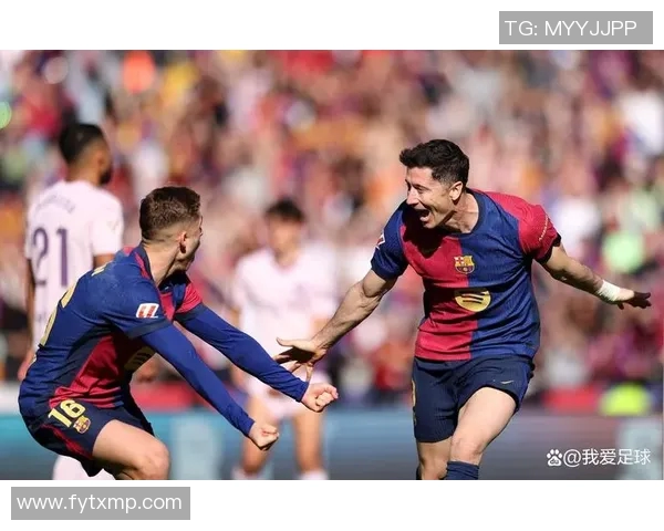 明星球员表现分析：莱万多夫斯基进球解析