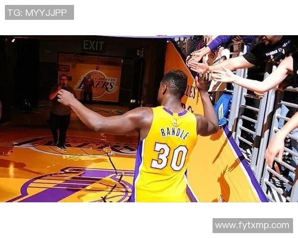 基于NBA球员社交影响力与球迷忠诚度的综合数据模型研究 基于NBA球员社交影响力与球迷忠诚度的综合数据模型研究